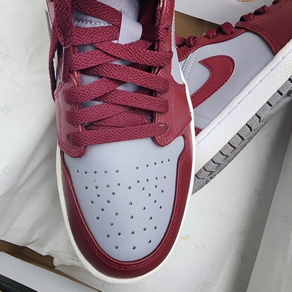 Air Jordan size 8 *like new* Cherrywood - Picture 5 of 10